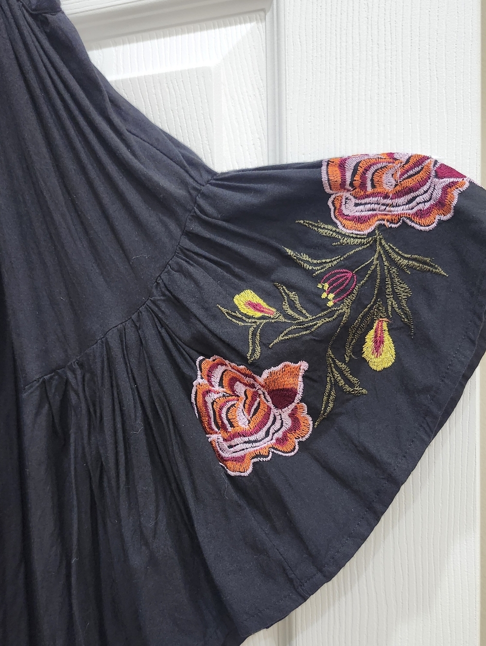 Feathers Off the Shoulder Floral Embroidered Dress Bell Sleeves Boho Size Large - Picture 3 of 8